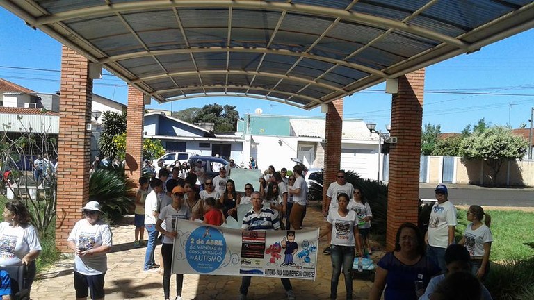 Caminhada 02.jpg Caminhada 02.jpg